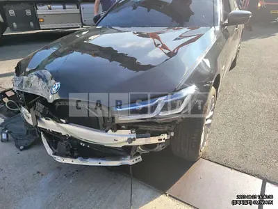Photo 1 of 39: 2022 BMW 530e, VIN WBA51AG01NCJ03400 — Korean insurance auction