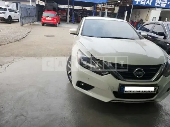 Photo 2 of 17: 2017 Nissan Altima 2.5, VIN 1N4AL3APXHC107582 — Korean insurance auction