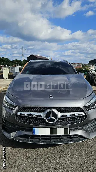Photo 1 of 13: 2020 Mercedes-Benz GLA250 4Matic — Korean insurance auction