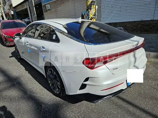 Photo 2 of 27: 2022 Kia K5 — Korean insurance auction