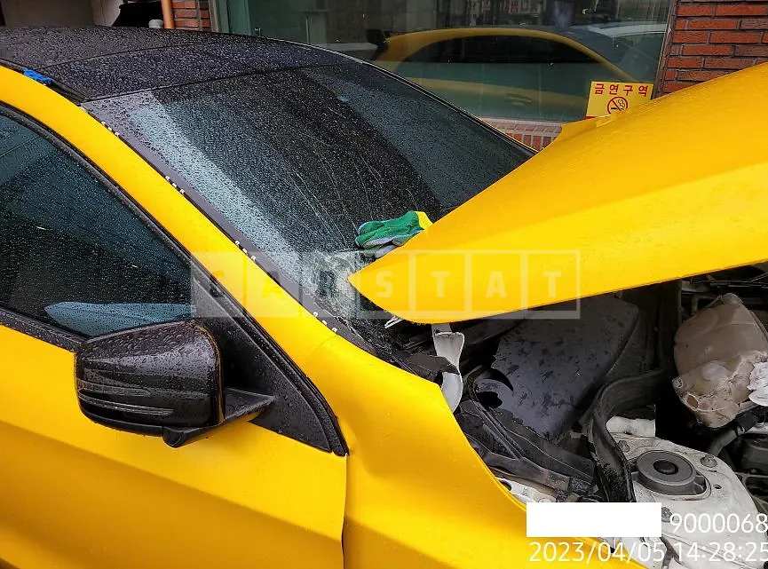Photo 2 of 21: 2017 Mercedes-Benz A45 4Matic, VIN WDDBF5CBXHJ558192 — Korean insurance auction