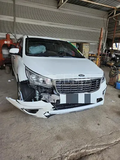 Photo 1 of 8: 2019 Kia Carnivals, VIN KNAMC81ABKS553260 — Korean insurance auction