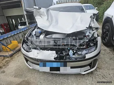 Photo 1 of 13: 2023 Hyundai IONIQ 6 Electric Car — Korean insurance auction