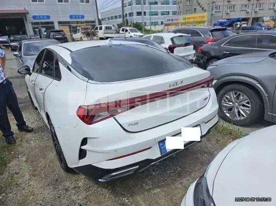 Photo 2 of 6: 2022 Kia K5 — Korean insurance auction