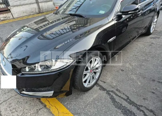 Photo 2 of 6: 2015 Jaguar XF 2.2d — Korean insurance auction