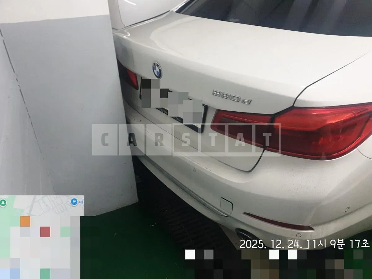 Photo 2 of 10: 2019 BMW 520d Luxury — Korean insurance auction