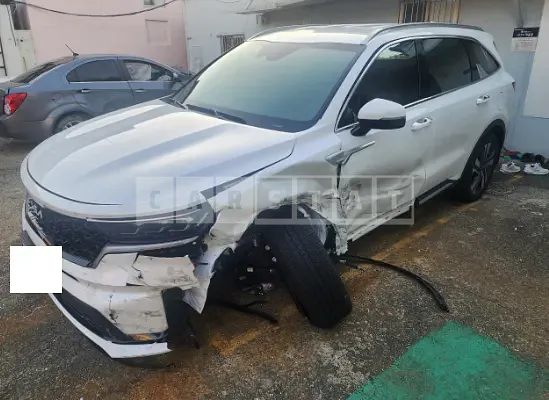 Photo 2 of 31: 2023 Kia Sorento, VIN KNARH81GBPA214993 — Korean insurance auction
