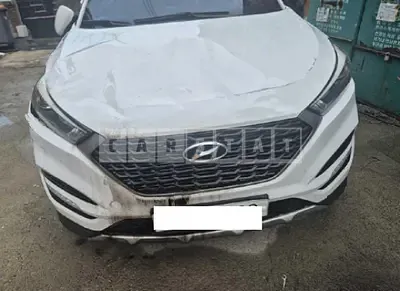 Photo 1 of 17: 2018 Hyundai Tucson — Korean insurance auction