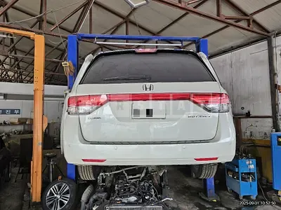 Photo 1 of 19: 2016 Honda Odyssey — Korean insurance auction