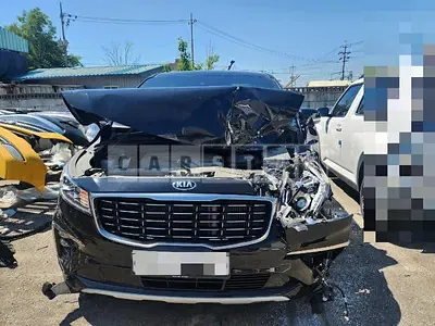 Photo 1 of 48: 2019 Kia Carnivals — Korean insurance auction