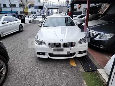 Photo 1 of 32: 2015 BMW 530d xDrive, VIN WBA5D3102FD578206 — Korean insurance auction