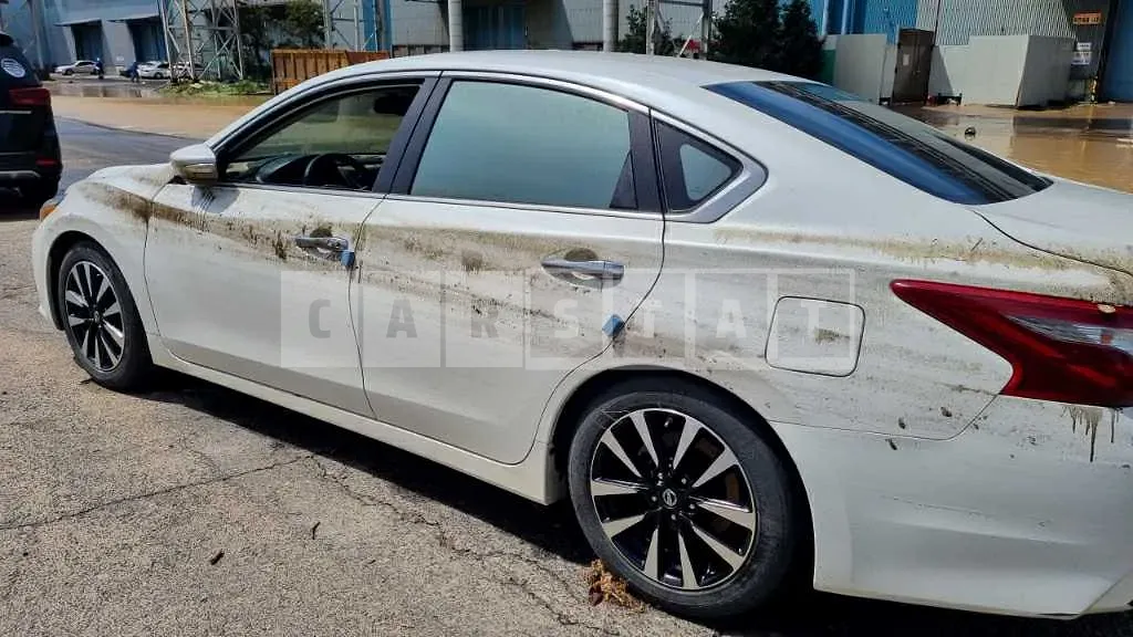 Photo 2 of 5: 2018 Nissan Altima 2.5, VIN 1N4AL3AP2JC254730 — Korean insurance auction