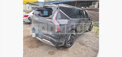 Photo 1 of 17: 2023 Kia EV9 4WD — Korean insurance auction