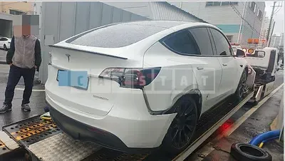 Photo 1 of 4: 2021 Tesla Model Y Long Range — Korean insurance auction