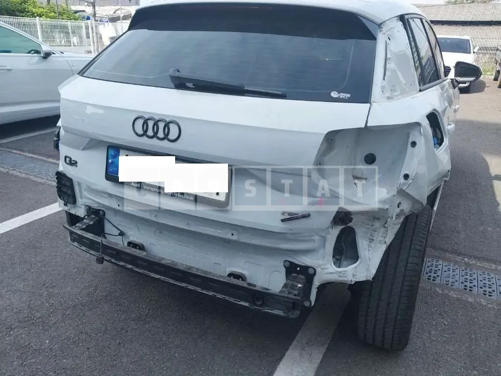 Photo 2 of 23: 2023 Audi Vomiting 35 Put — Korean insurance auction