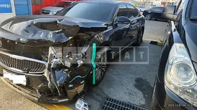 Photo 1 of 19: 2018 Kia K7, VIN KNALB415BJA134414 — Korean insurance auction