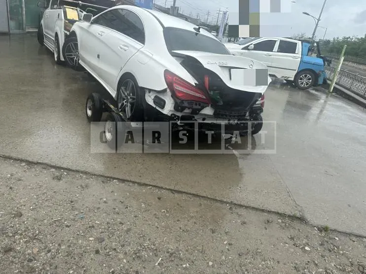 Photo 2 of 10: 2018 Mercedes-Benz CLA220 — Korean insurance auction