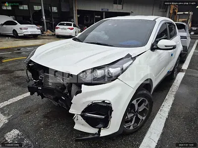 Photo 1 of 14: 2020 Kia Sportage, VIN KNAPM813BLK877308 — Korean insurance auction