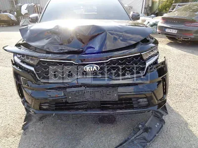 Photo 1 of 18: 2021 Kia Sorento /Sorrento, VIN KNARJ81BGMA075401 — Korean insurance auction