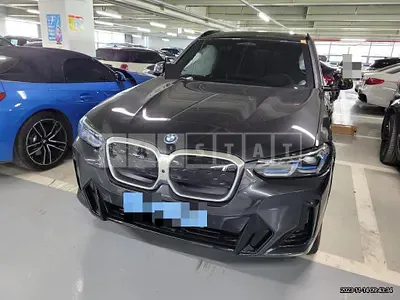 Photo 1 of 14: 2023 BMW iX3 M Sport — Korean insurance auction