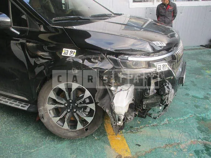 Photo 2 of 15: 2023 Kia Carnival Limousine, VIN KNANC813BPS299846 — Korean insurance auction
