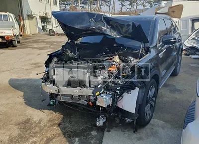 Photo 1 of 8: 2023 Kia Sorento, VIN KNARH81GBPA141638 — Korean insurance auction