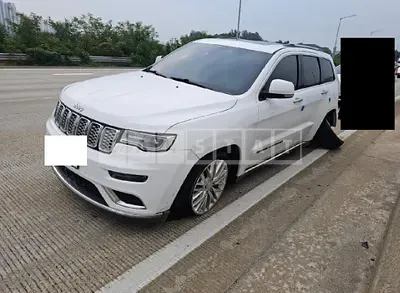 Photo 1 of 38: 2018 Jeep Straw Grand Cherokee, VIN 1C4RJFJM1JC164222 — Korean insurance auction