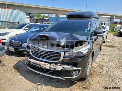 Photo 1 of 17: 2016 Kia Carnival, VIN KNAMC81ABGS218483 — Korean insurance auction