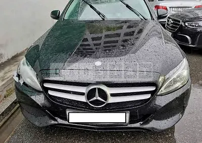 Photo 1 of 12: 2016 Mercedes-Benz C 200d — Korean insurance auction
