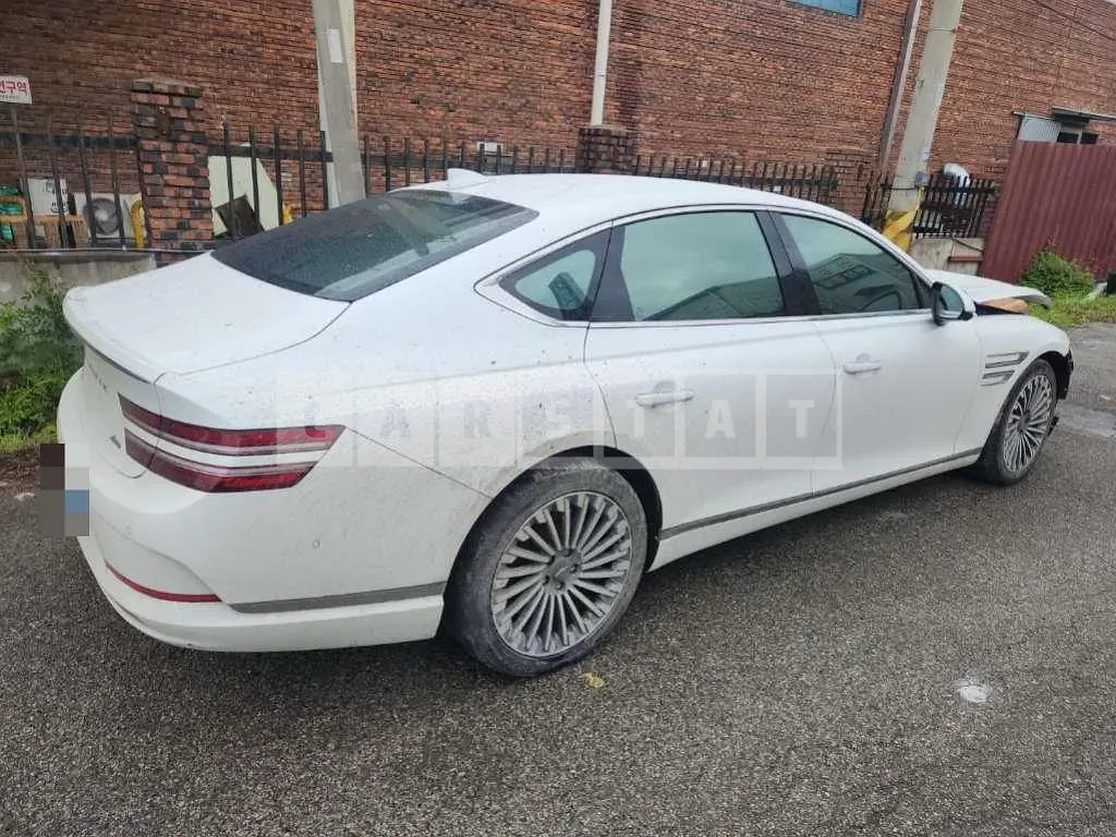 Photo 2 of 65: 2021 Genesis G80 Electric Car AWD — Korean insurance auction