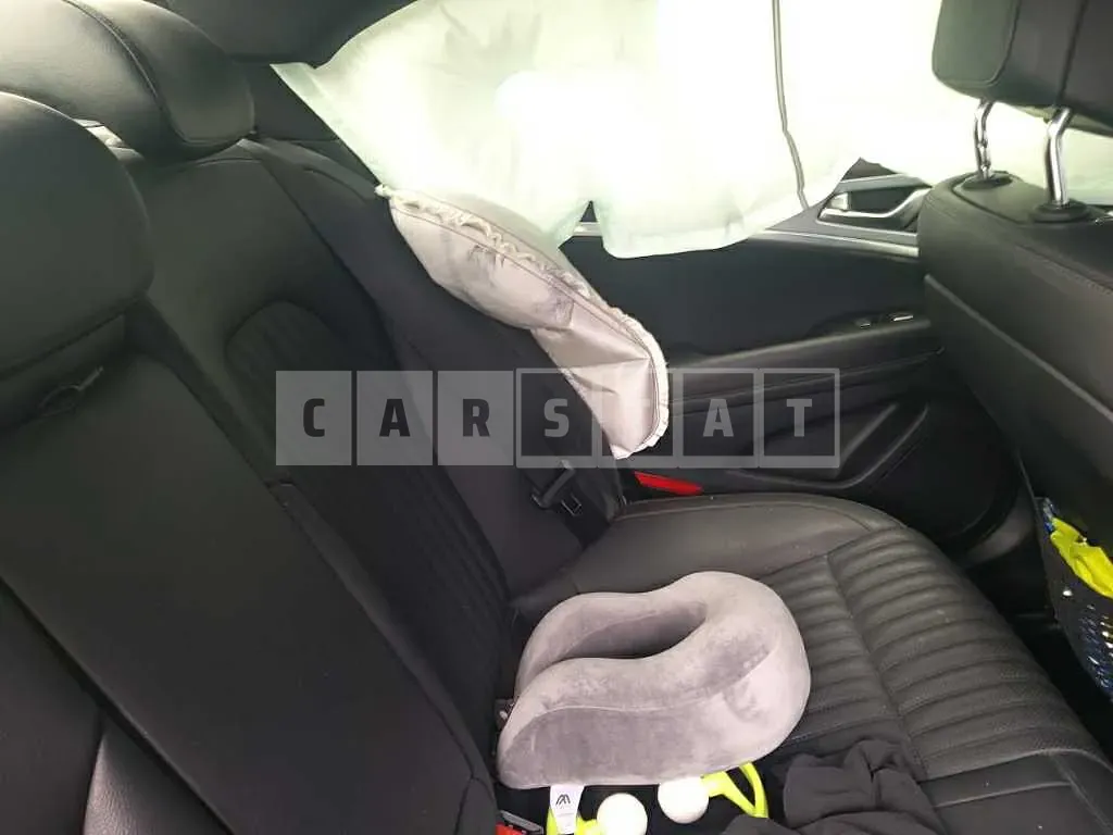 Photo 2 of 21: 2018 Genesis G70 — Korean insurance auction