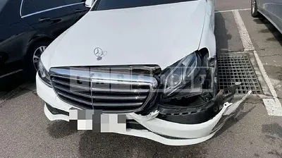 Photo 1 of 32: 2020 Mercedes-Benz E220 d 4Matic, VIN W1KZF0FB9LA845707 — Korean insurance auction