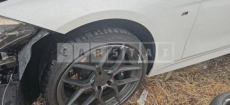 Photo 2 of 10: 2016 BMW 328i — Korean insurance auction