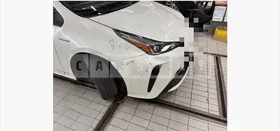 Photo 1 of 4: 2019 Toyota (parts) Prius R Headlamp — Korean insurance auction