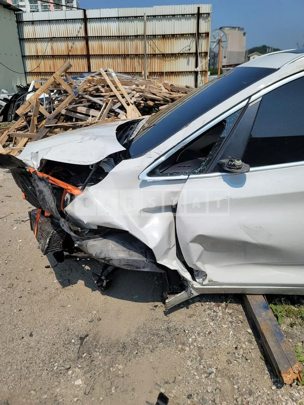 Photo 2 of 17: 2016 BMW Active Tourer, VIN WBA2C1103HV900505 — Korean insurance auction