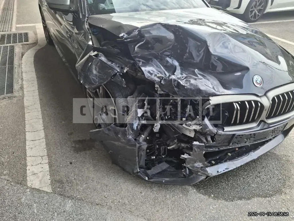 Photo 2 of 22: 2021 BMW M550i xDrive — Korean insurance auction