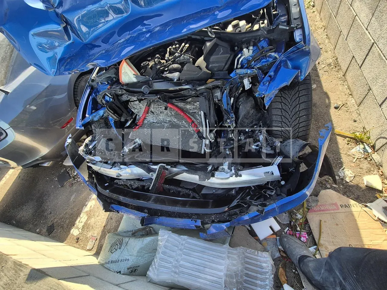 Photo 2 of 20: 2018 BMW 320i, VIN WBA8A9104JAE91560 — Korean insurance auction