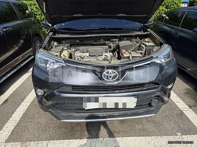 Photo 1 of 12: 2018 Toyota RAV4 — Korean insurance auction