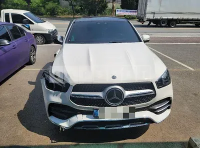 Photo 1 of 33: 2020 Mercedes-Benz GLE400 d 4Matic Coupe, VIN W1NFD2DB1LA275888 — Korean insurance auction