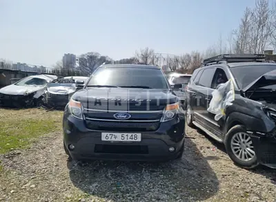 Photo 1 of 11: 2015 Ford Explorer — Korean insurance auction