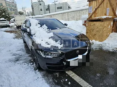 Photo 1 of 56: 2019 Jaguar XE 20d — Korean insurance auction