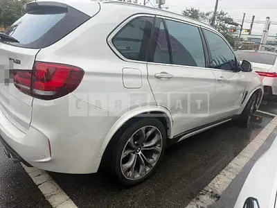 Photo 1 of 36: 2017 BMW X5 xDrive30d — Korean insurance auction