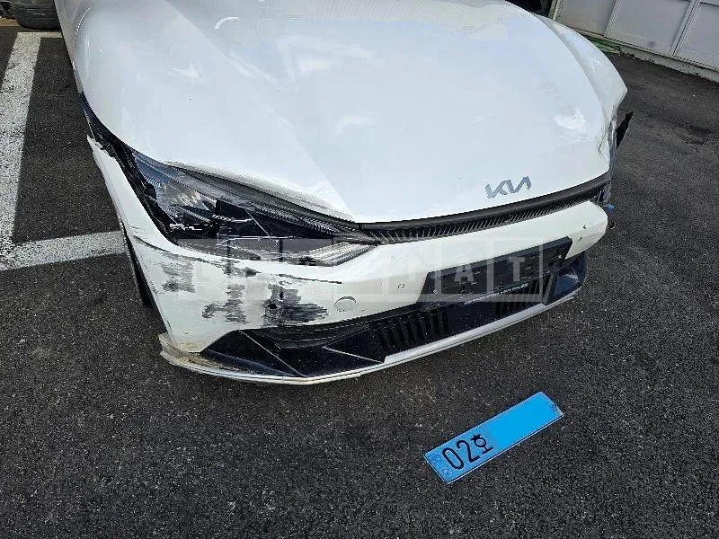 Photo 2 of 48: 2024 Kia EV6, VIN KNAC381AFRA201742 — Korean insurance auction