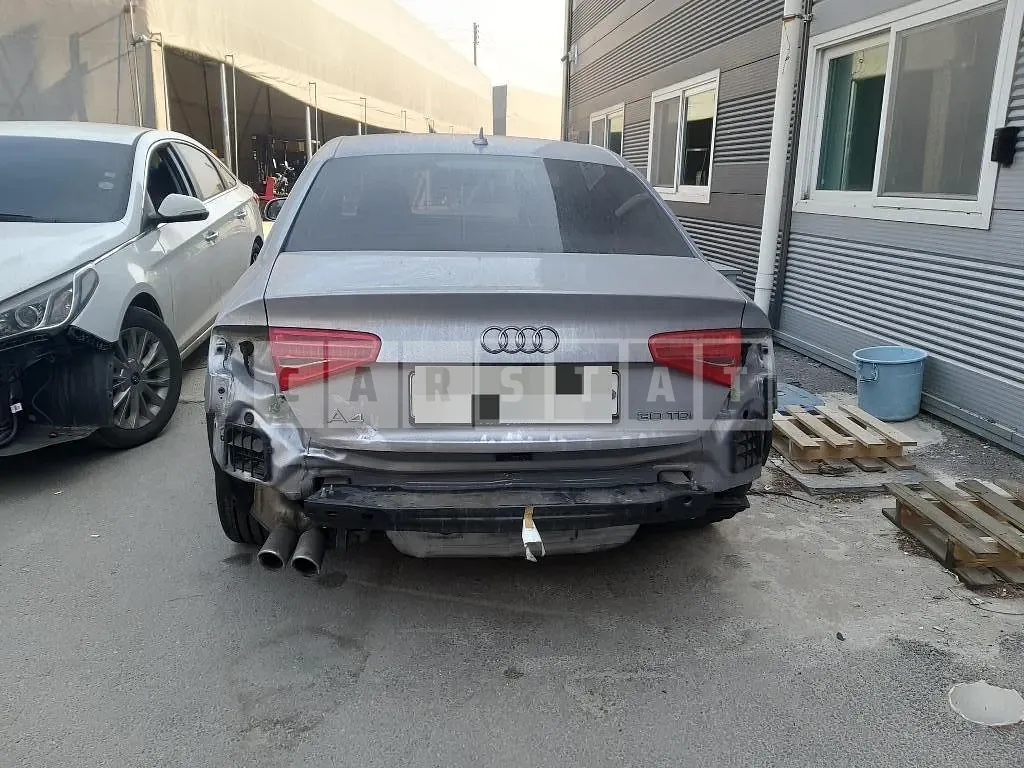 Photo 2 of 9: 2015 Audi A4 30 TDI, VIN WAUZZZ8K9GN006266 — Korean insurance auction