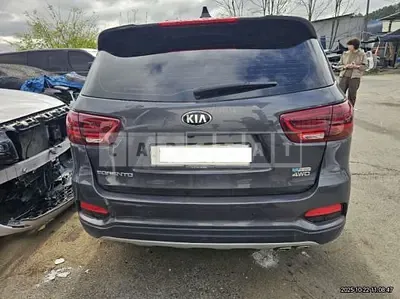Photo 1 of 26: 2020 Kia Sorento, VIN KNAPK81BDLA606863 — Korean insurance auction