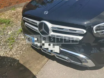 Photo 1 of 6: 2021 Mercedes-Benz Simmeredes-Benz GLC300 e 4Matic — Korean insurance auction