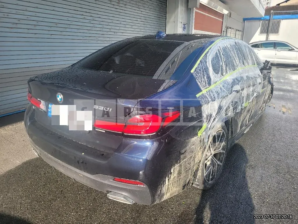 Photo 2 of 23: 2022 BMW 530i, VIN WBA71BH06PWX88427 — Korean insurance auction
