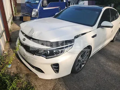 Photo 1 of 17: 2015 Kia K5 Diesel, VIN KNAGU415GGA038839 — Korean insurance auction