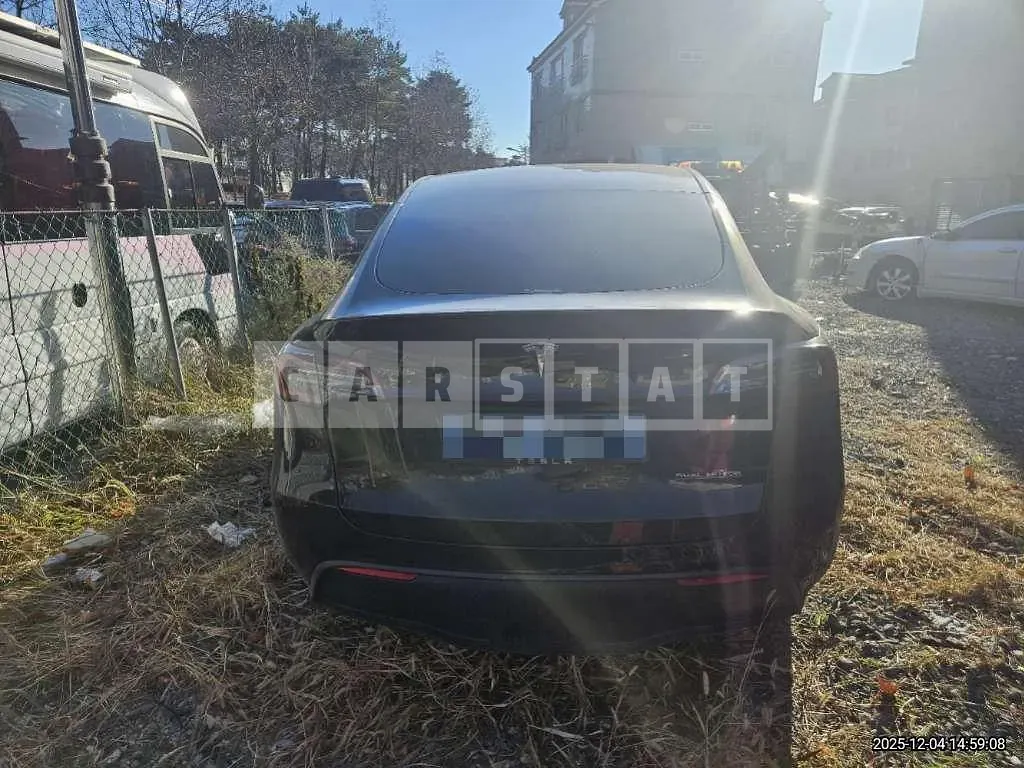Photo 2 of 21: 2022 Tesla Model Y Long Range — Korean insurance auction