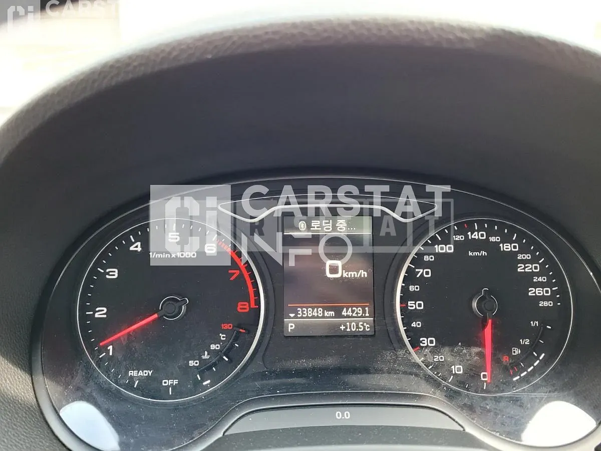 Photo 2 of 5: 2018 Audi I 40TFSI, VIN WAUZZZ8V6J1089552 — Korean insurance auction